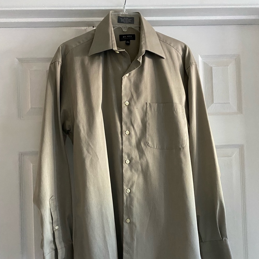 Axcess button down dress shirt